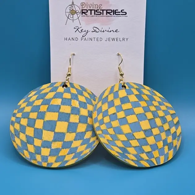 Circle Optical Illusion Bulging Circle Light Blue & Yellow Earrings